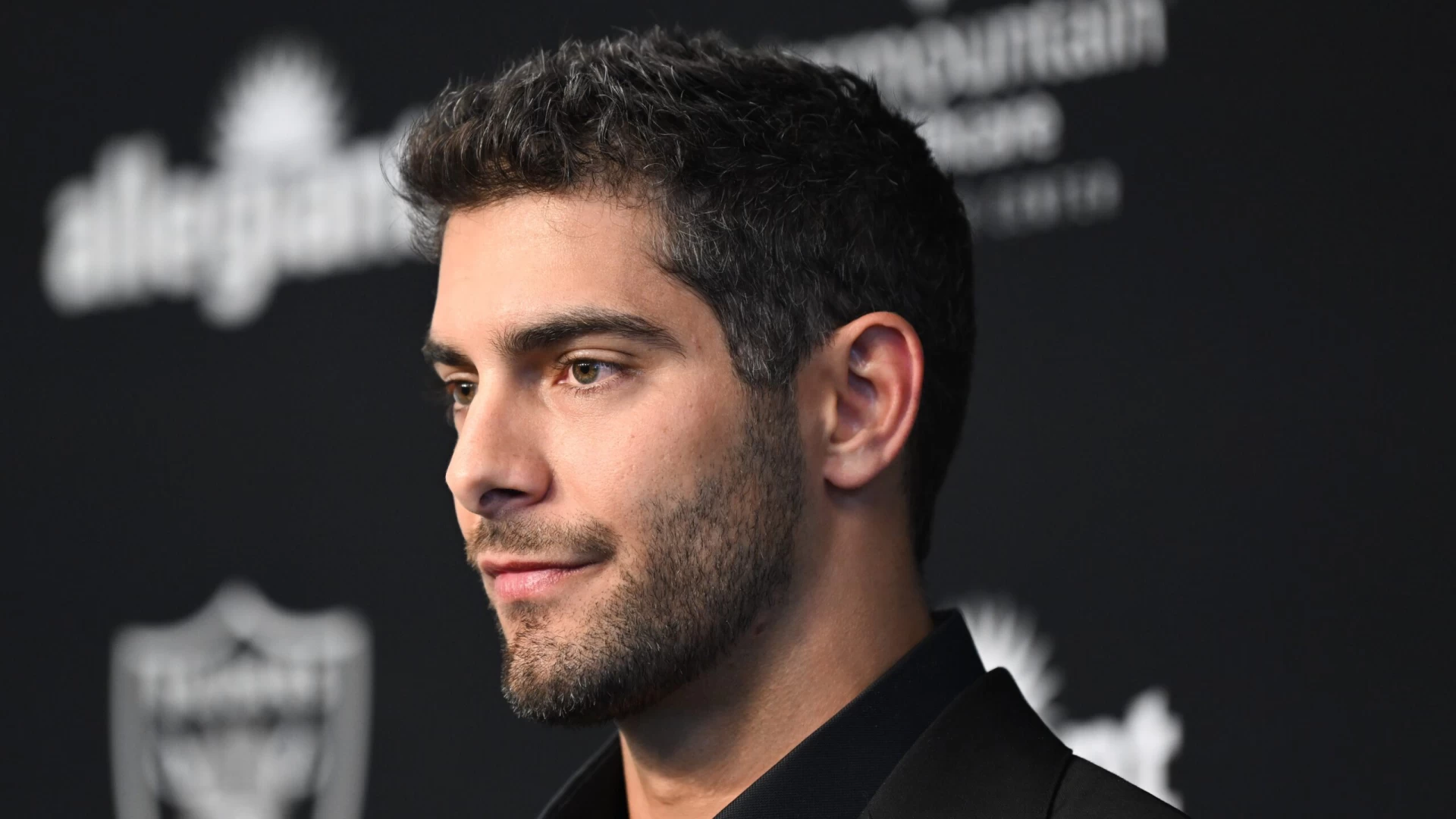 Raiders QB Jimmy Garoppolo Underwent Foot Surgery in March; Return Timeline Unknown