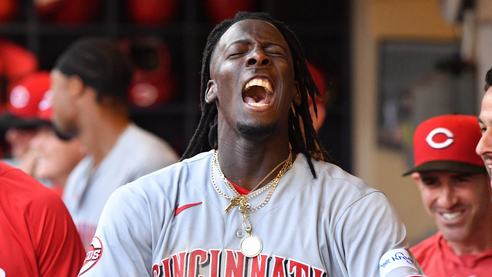 NL ROY Betting Insights: Can De La Cruz Catch Carroll?