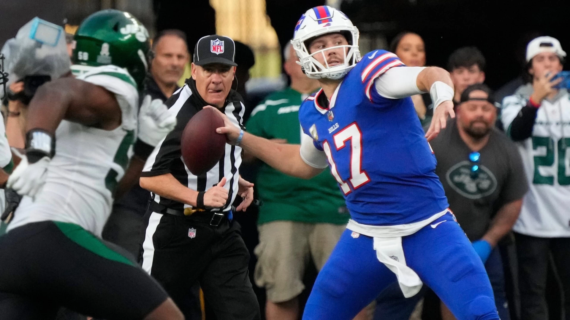 NFL Fantasy Quarterbacks: Josh Allen, Justin Herbert or Patrick Mahomes?