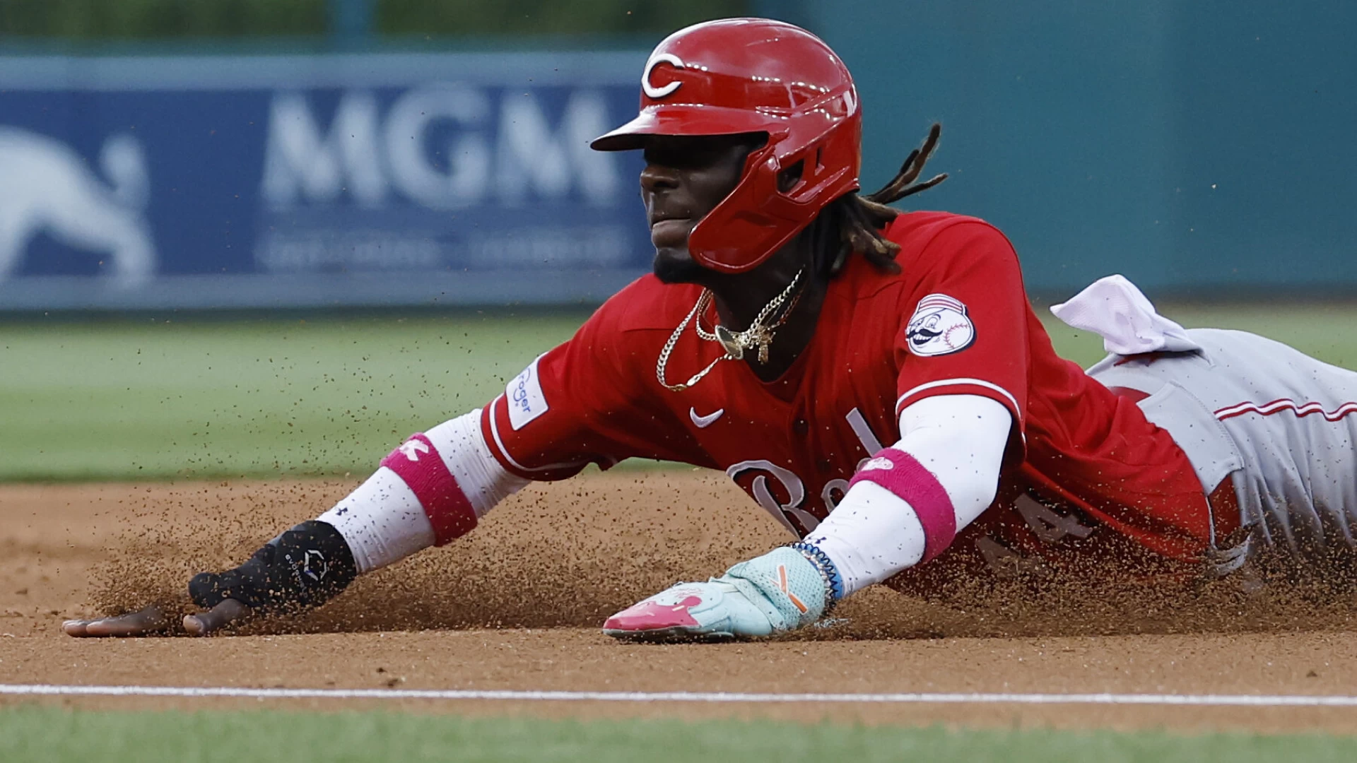 Should the Reds Make a Push at the Trade Deadline and Aim for the Central Crown?