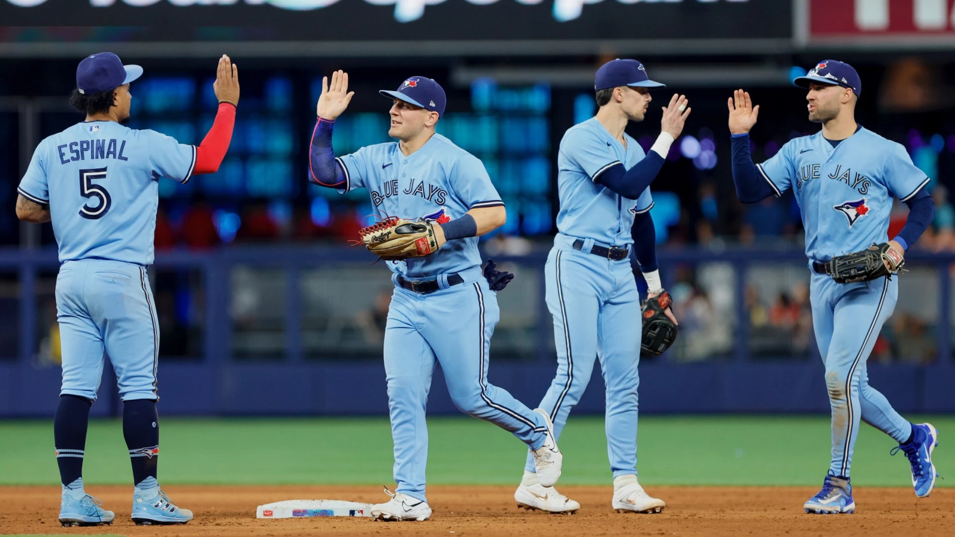 MLB World Series Odds Power Rankings: Rangers, Blue Jays Rise