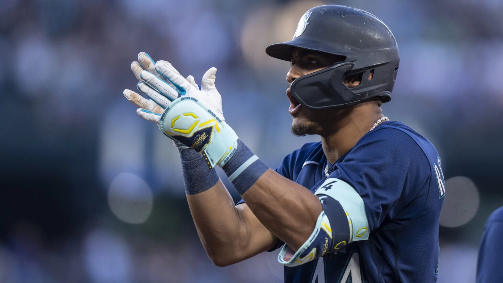 Mariners’ Midnight Surge: Unforeseen Shift in AL Pennant Odds