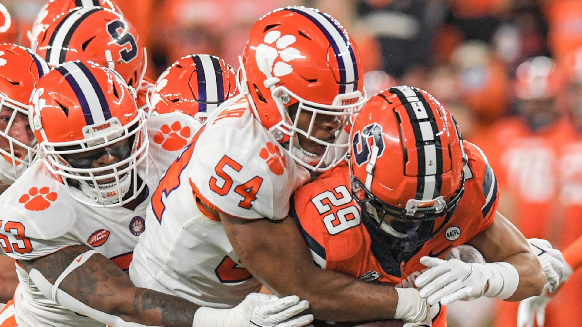 What do Clemson’s Trotter and Ohio State’s Eichenberg Bring to the Bednarik Race?