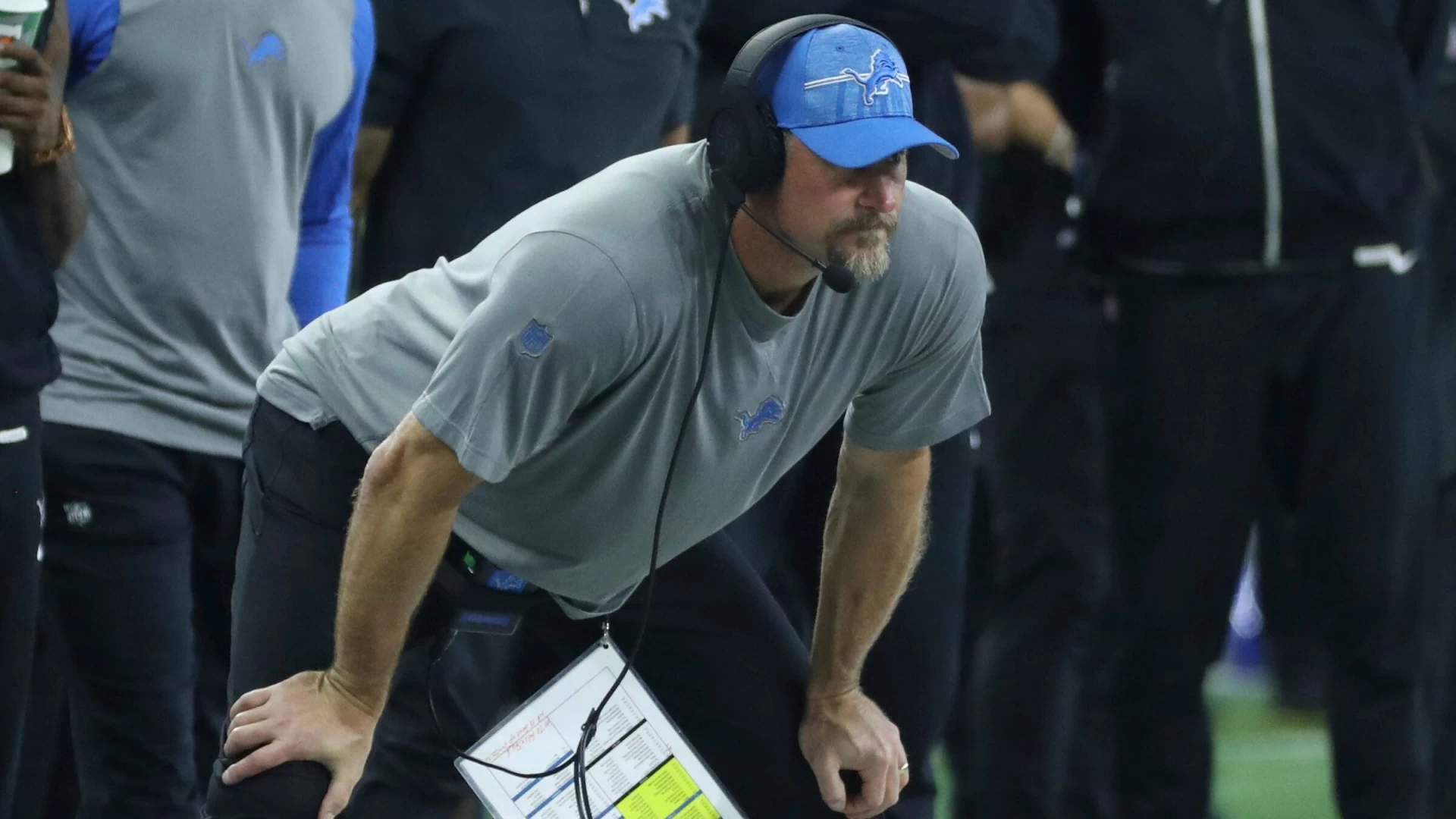 NFL Coach of the Year Odds Analysis: Lions’ Dan Campbell Leads the Way