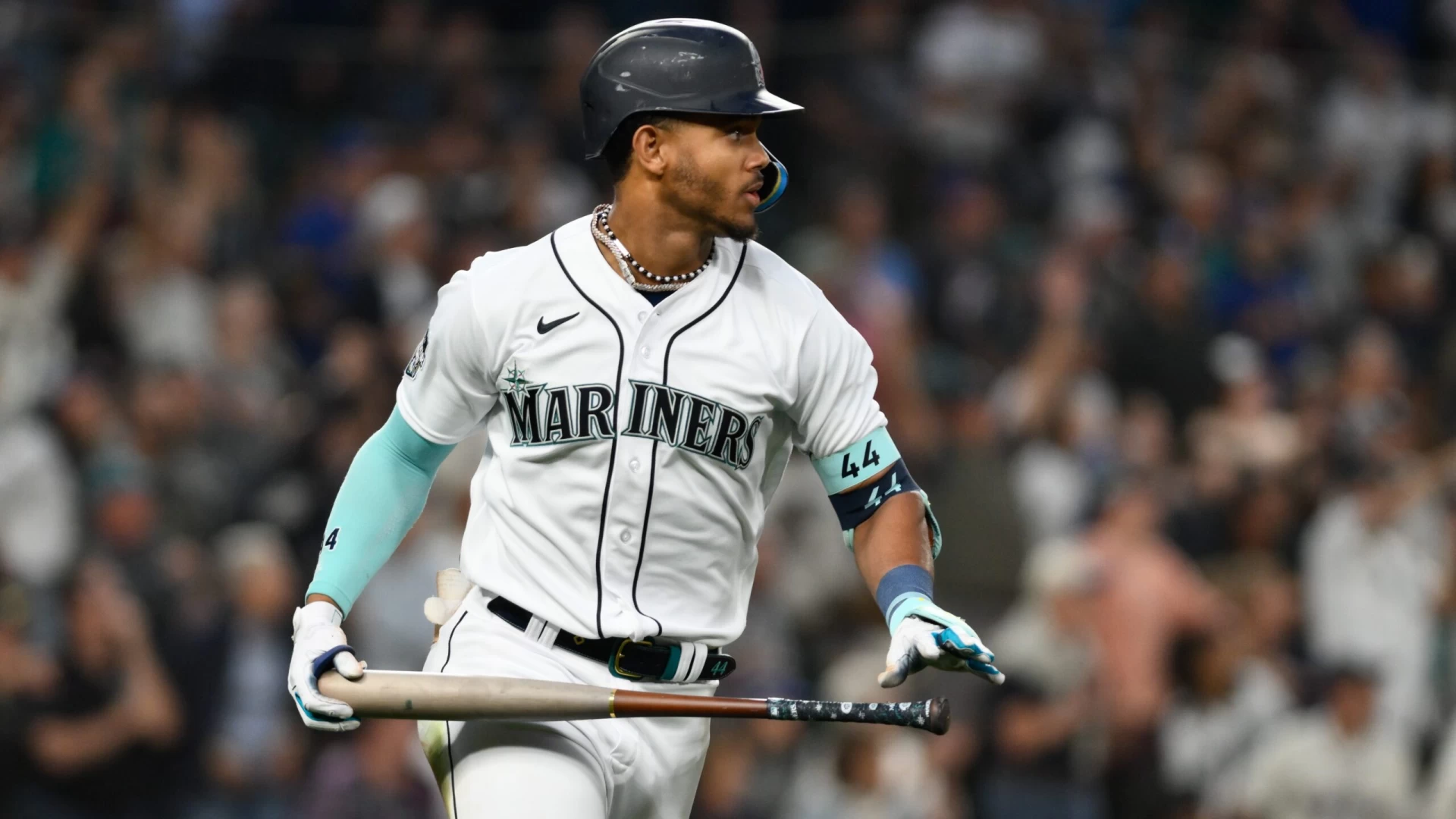 Bouncing Back: Mariners Steady the Ship After Dodgers Sweep