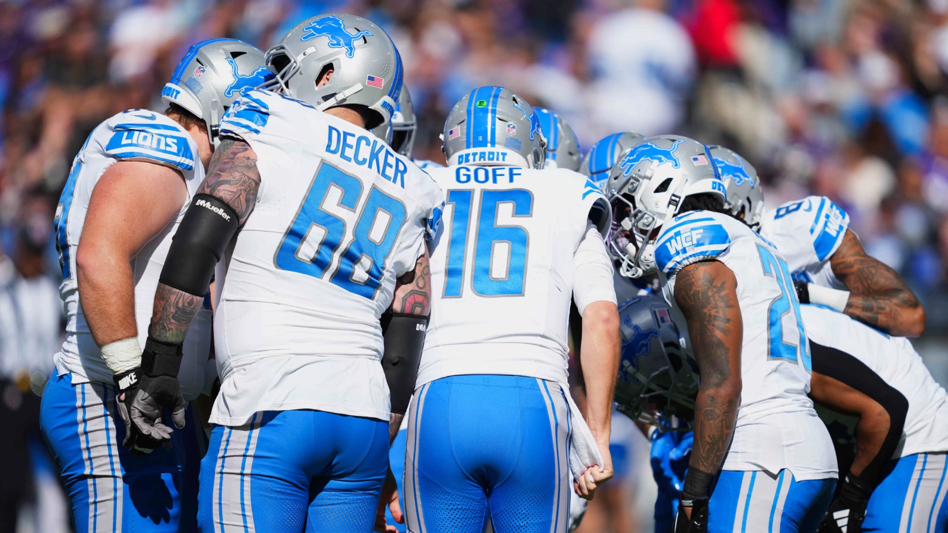 Lions Thump Raiders on Monday Night Football, Improve to 6-2