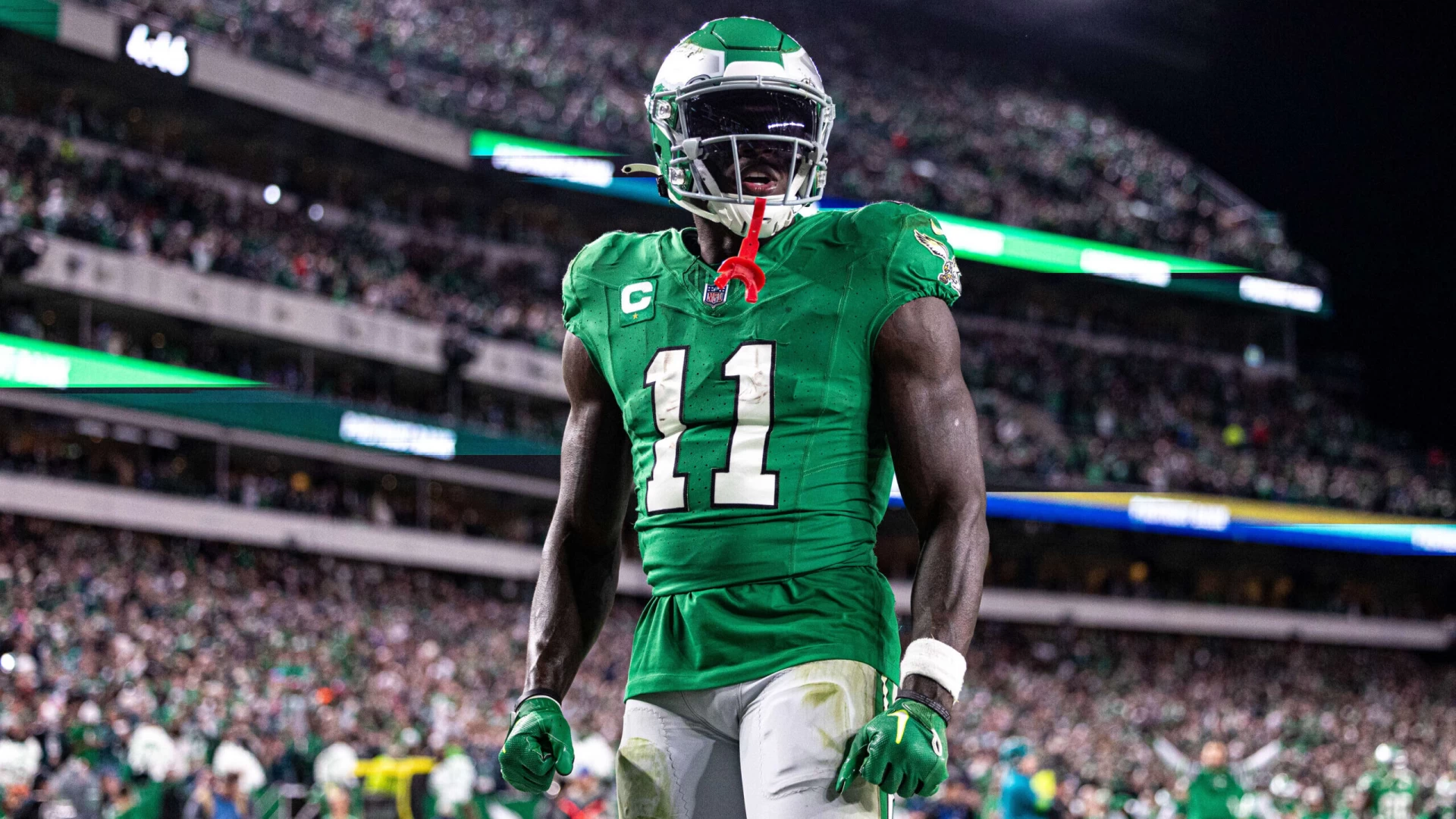 Eagles’ A.J. Brown is an Unstoppable Force vs. Cowboys