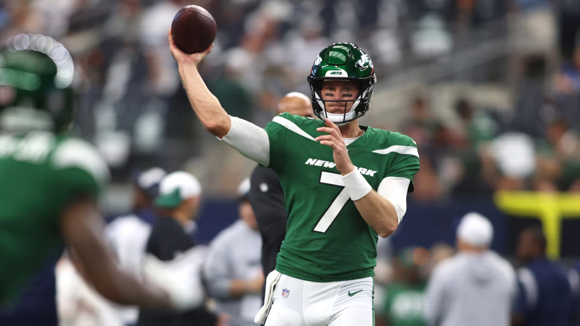 Jets vs. Dolphins Black Friday Showdown: Tim Boyle Under Scrutiny
