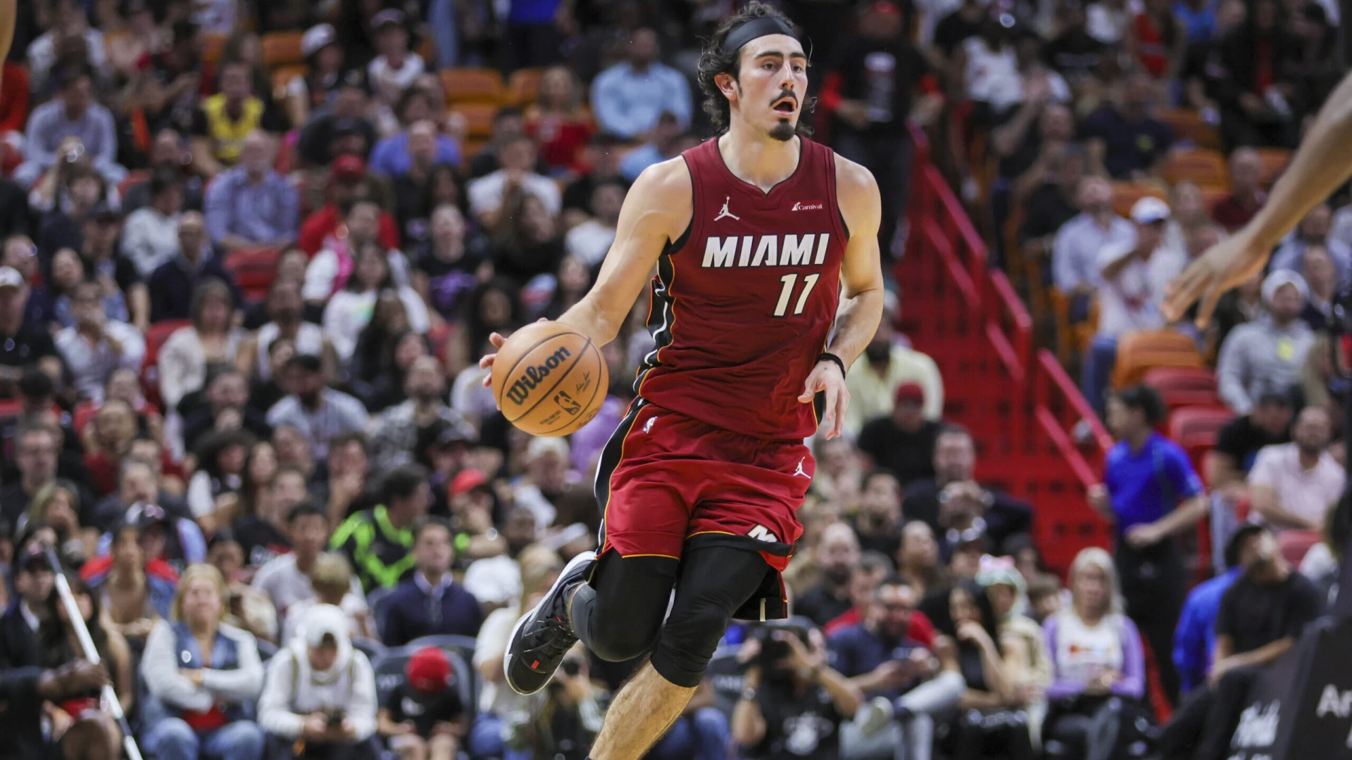 Jimmy Butler Leads Way in Heat’s High Scoring Win vs. Pacers