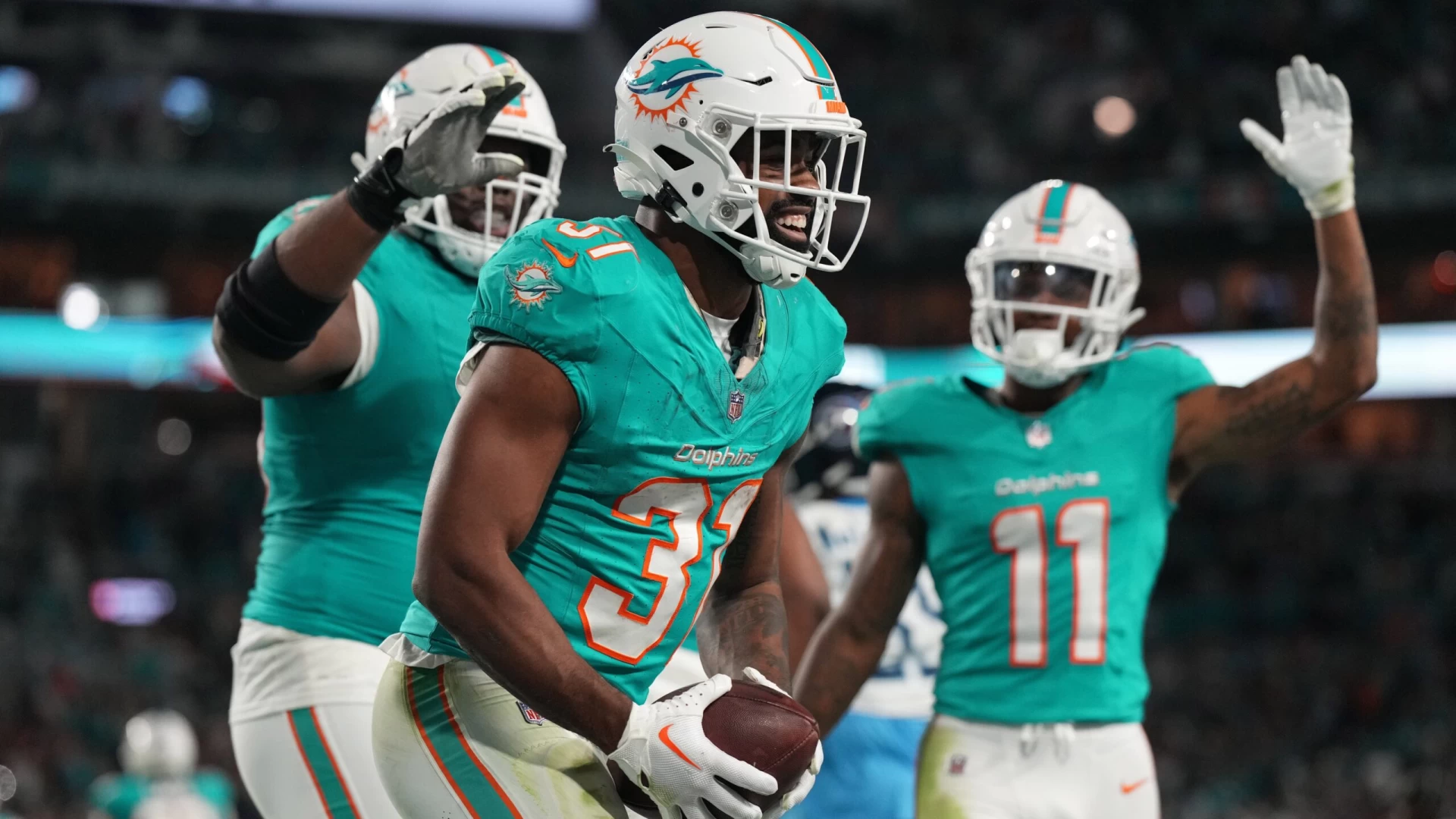 Jets-Dolphins Weather Forecast: Temperature, Rain, & Wind in Miami