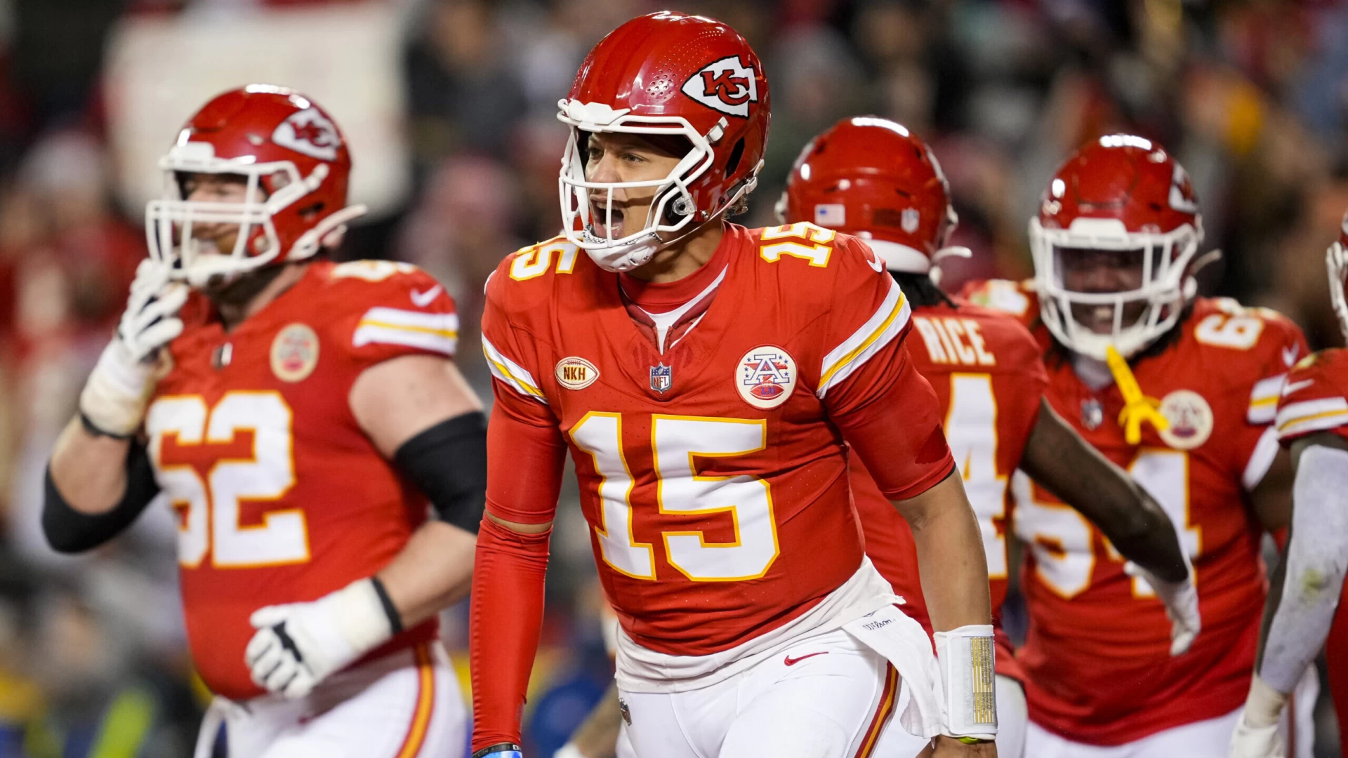 Best Bet to Make the Super Bowl: The Eagles or Chiefs?