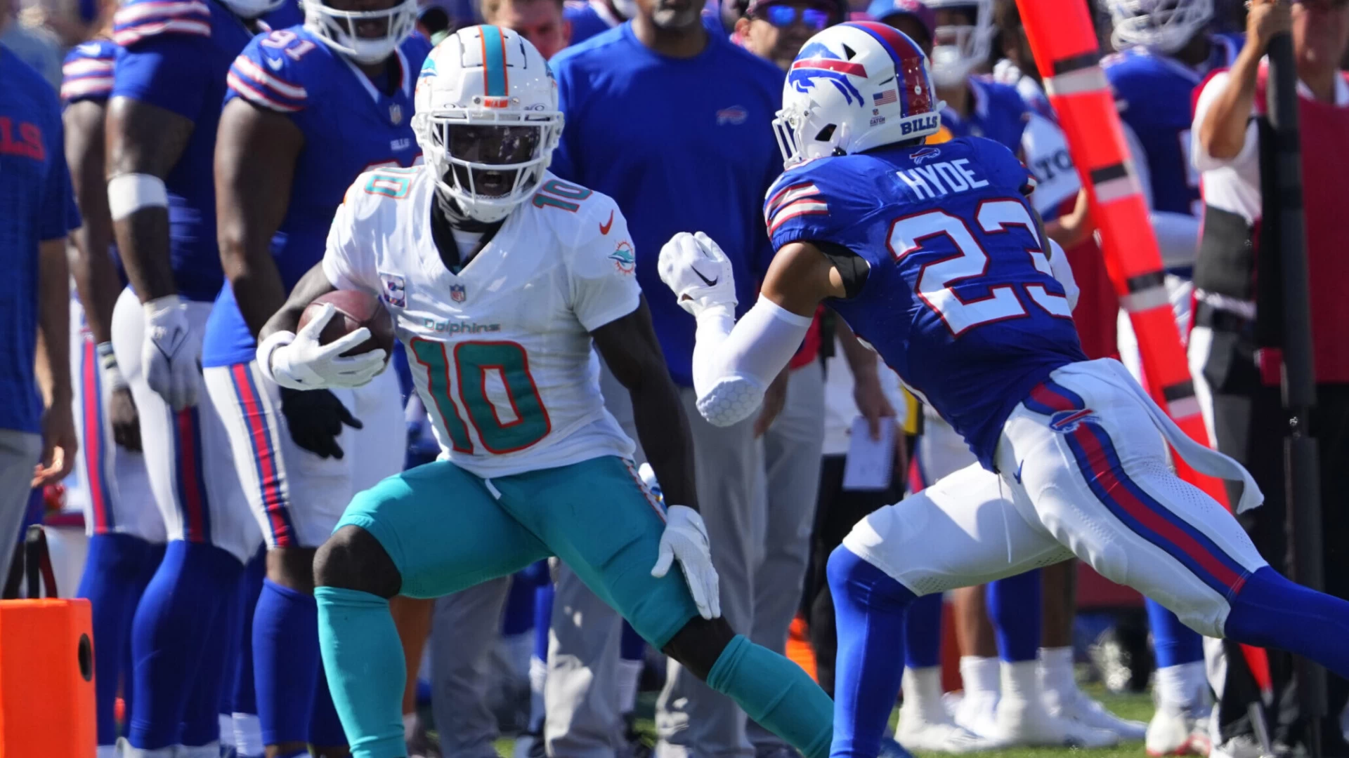 Tyreek Hill Props and His Quest for 2,000 Yards vs. Bills