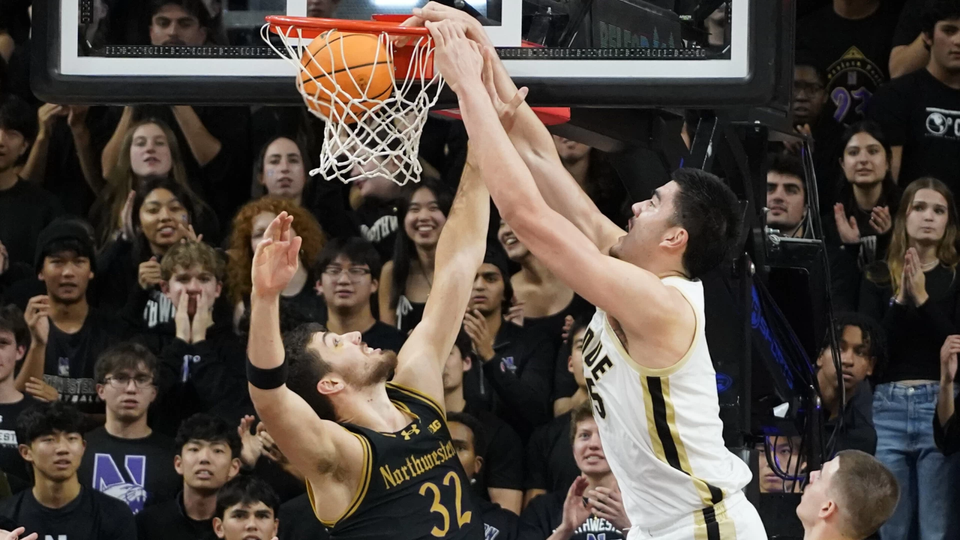 Can Northwestern Contain Purdue’s Zach Edey in Big Ten Showdown?