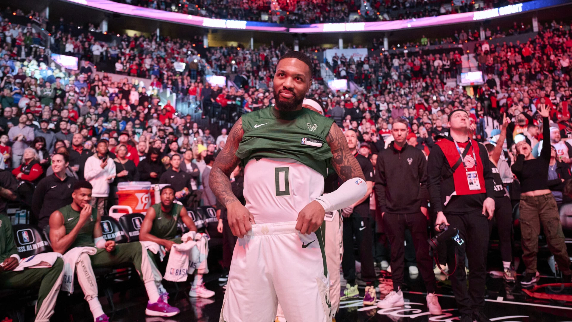 Shocking Upset in Damian Lillard’s Homecoming as Blazers Stun Bucks