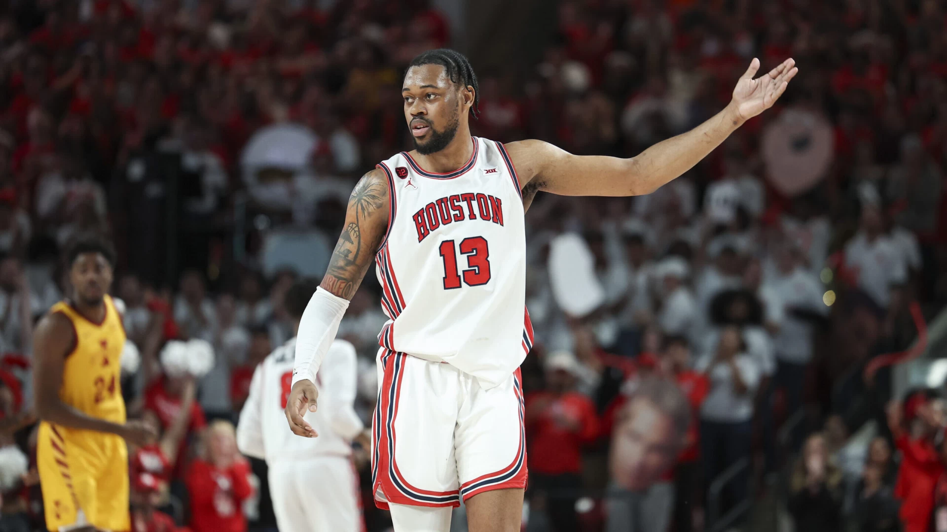 Houston Prevails in Big 12 Showdown: A Tale of Two Halves