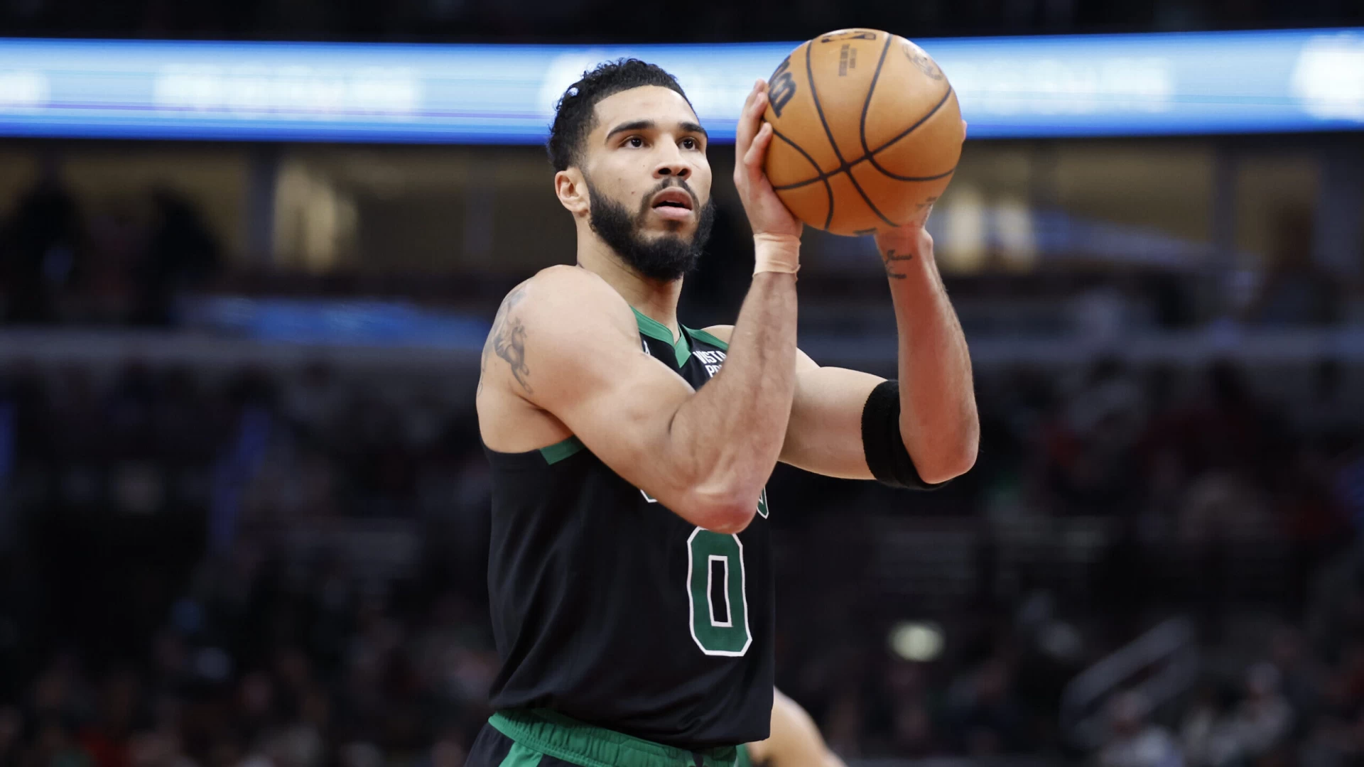 Celtics Dominate Bulls on the Road: A Commanding Display
