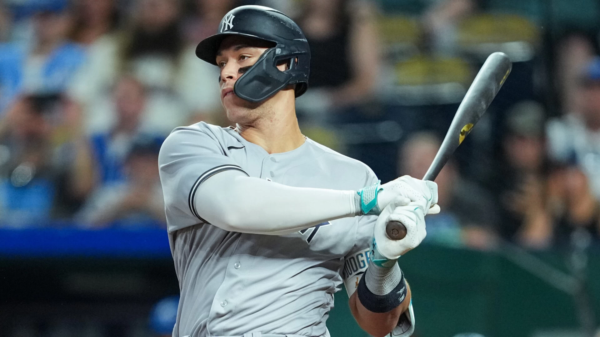 Aaron Judge is a High-Risk, High-Reward Bet in the HR Race