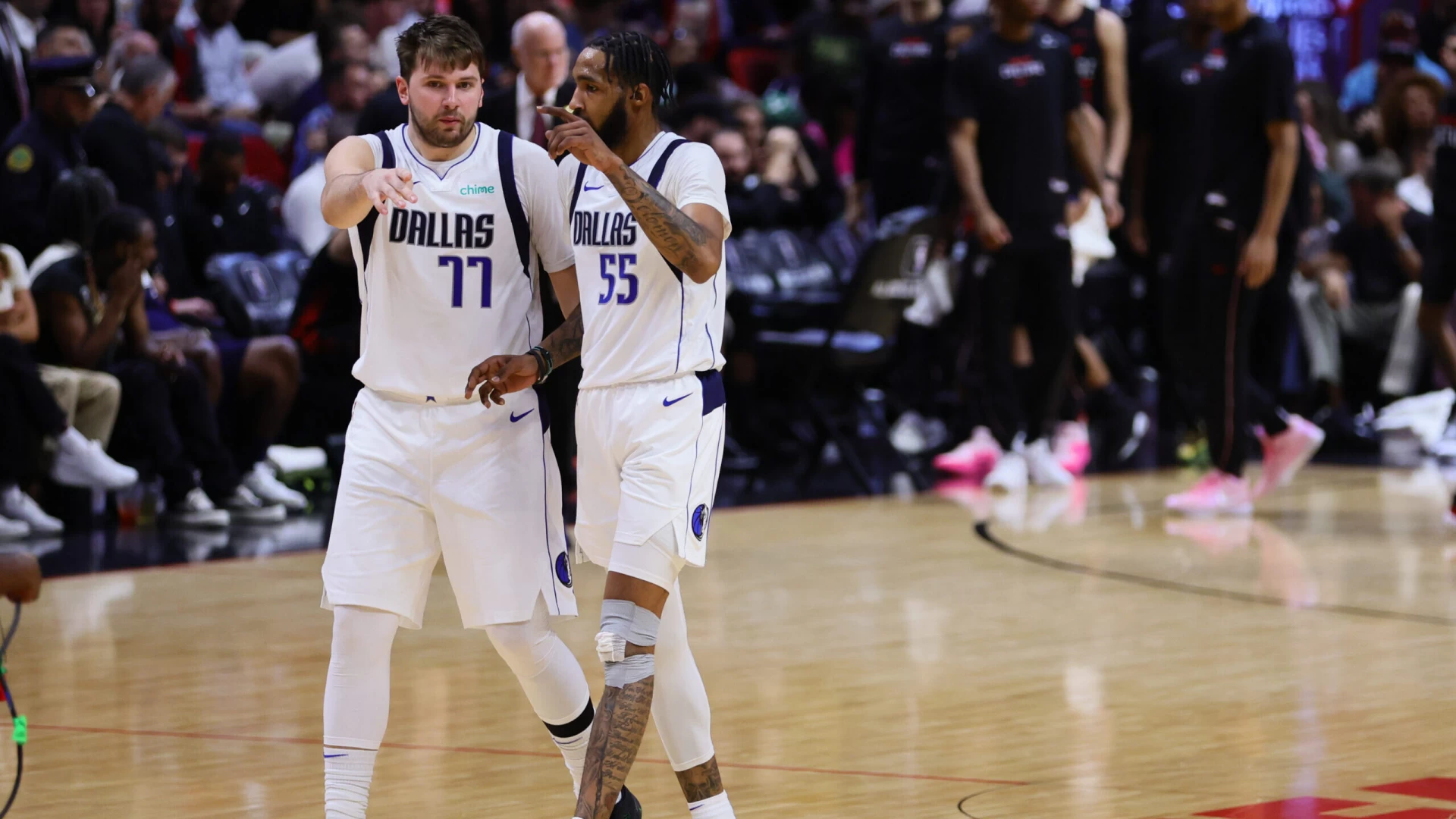 Dallas Mavericks Surge: NBA’s Hottest Team Dominates