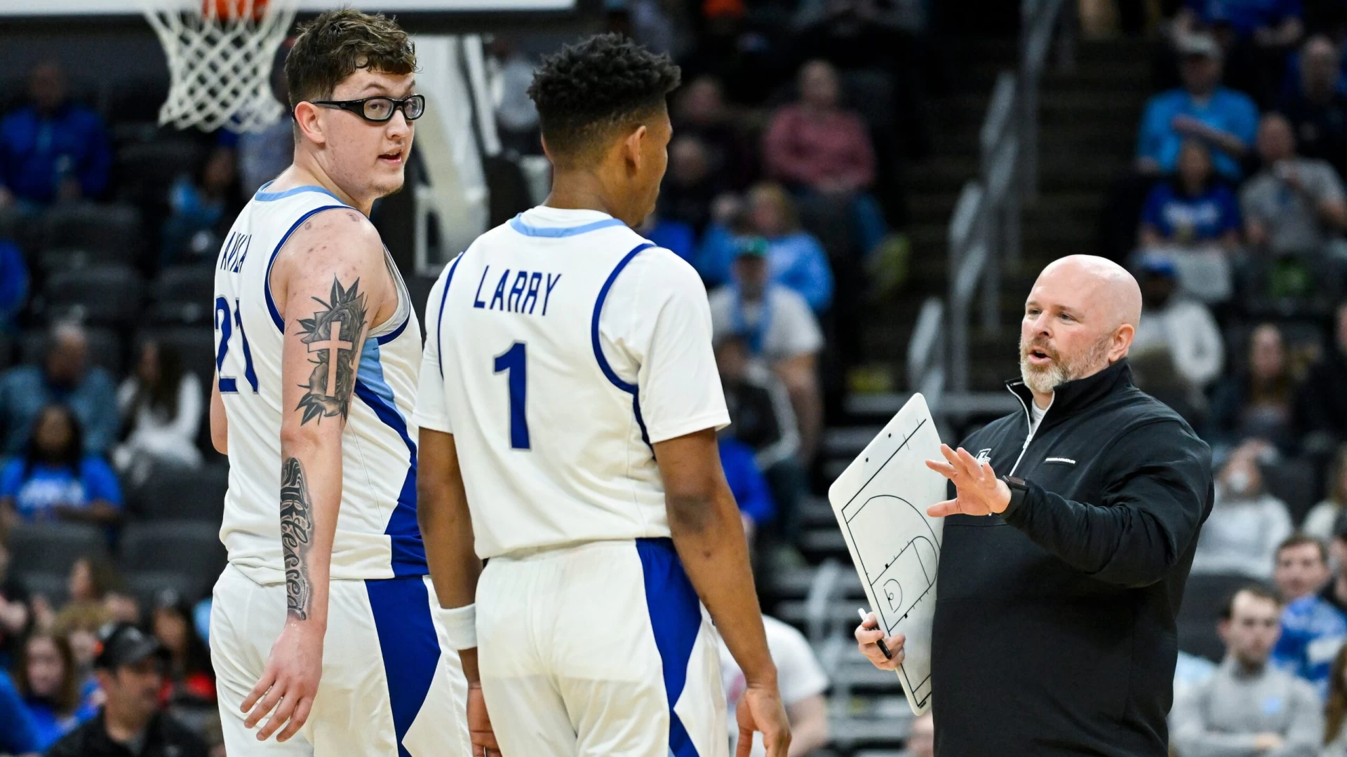 Will Robbie Avila Reunite with Former Coach via CBB Transfer Portal?
