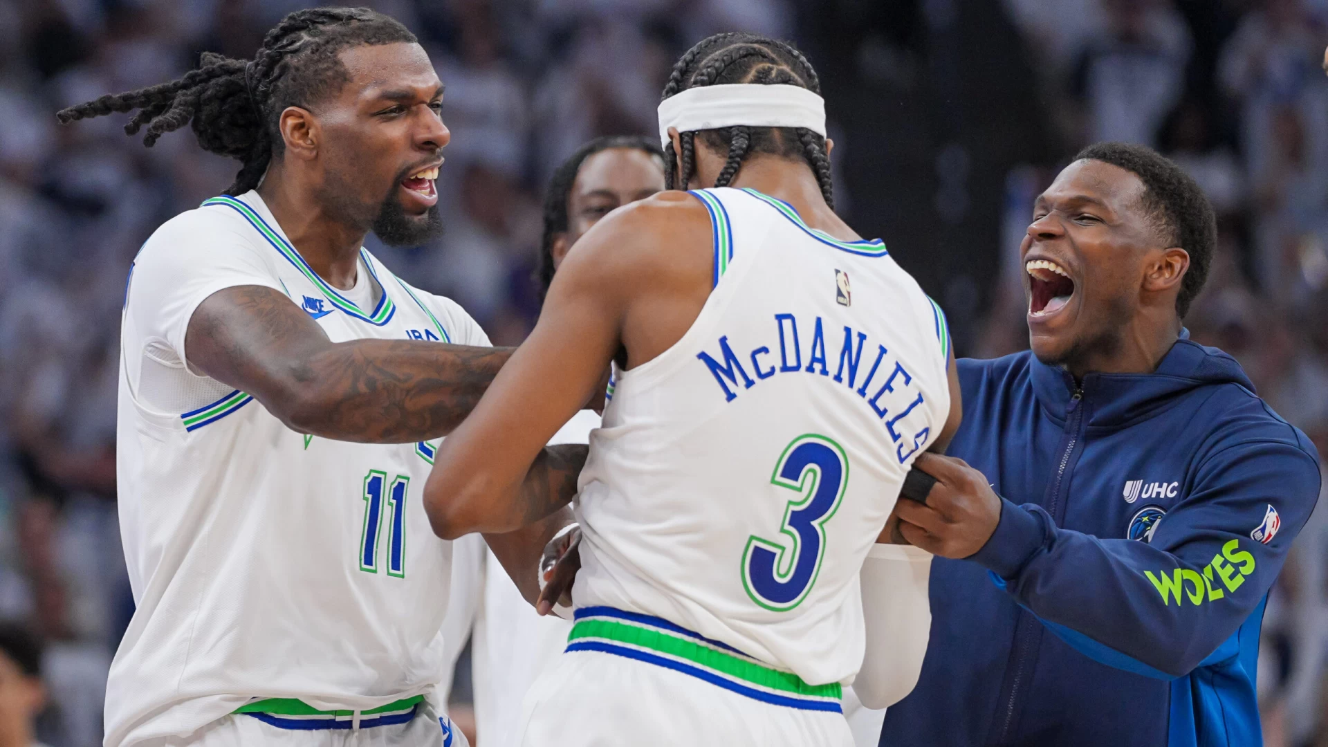 Timberwolves Dominate Suns 105-93, Eye Series Sweep