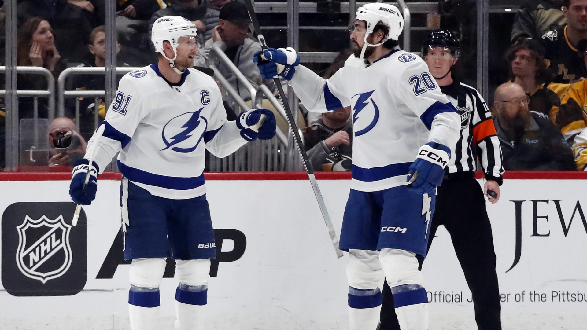 NHL Best Bets: Florida Panthers vs. Tampa Bay Lightning Game 3 +340 SGP