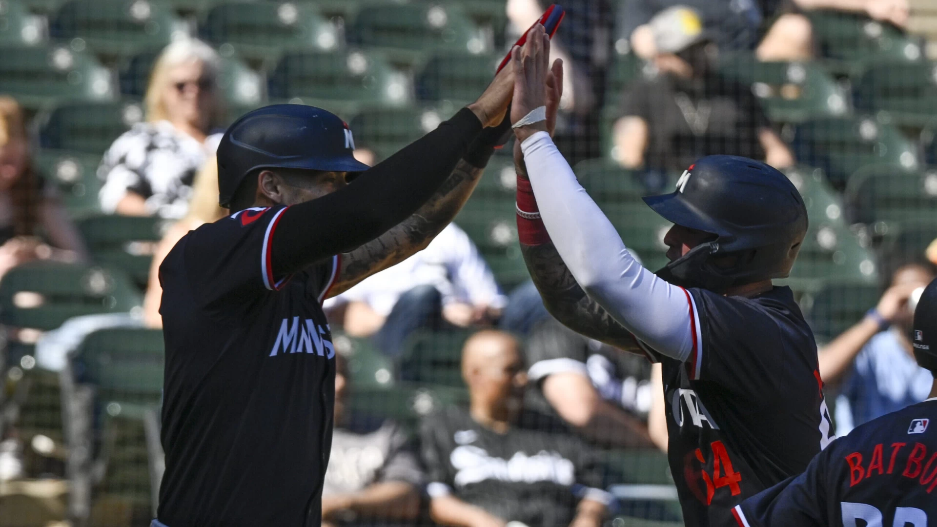 Twins Triumph: 10-Game Win Streak Shakes AL Central