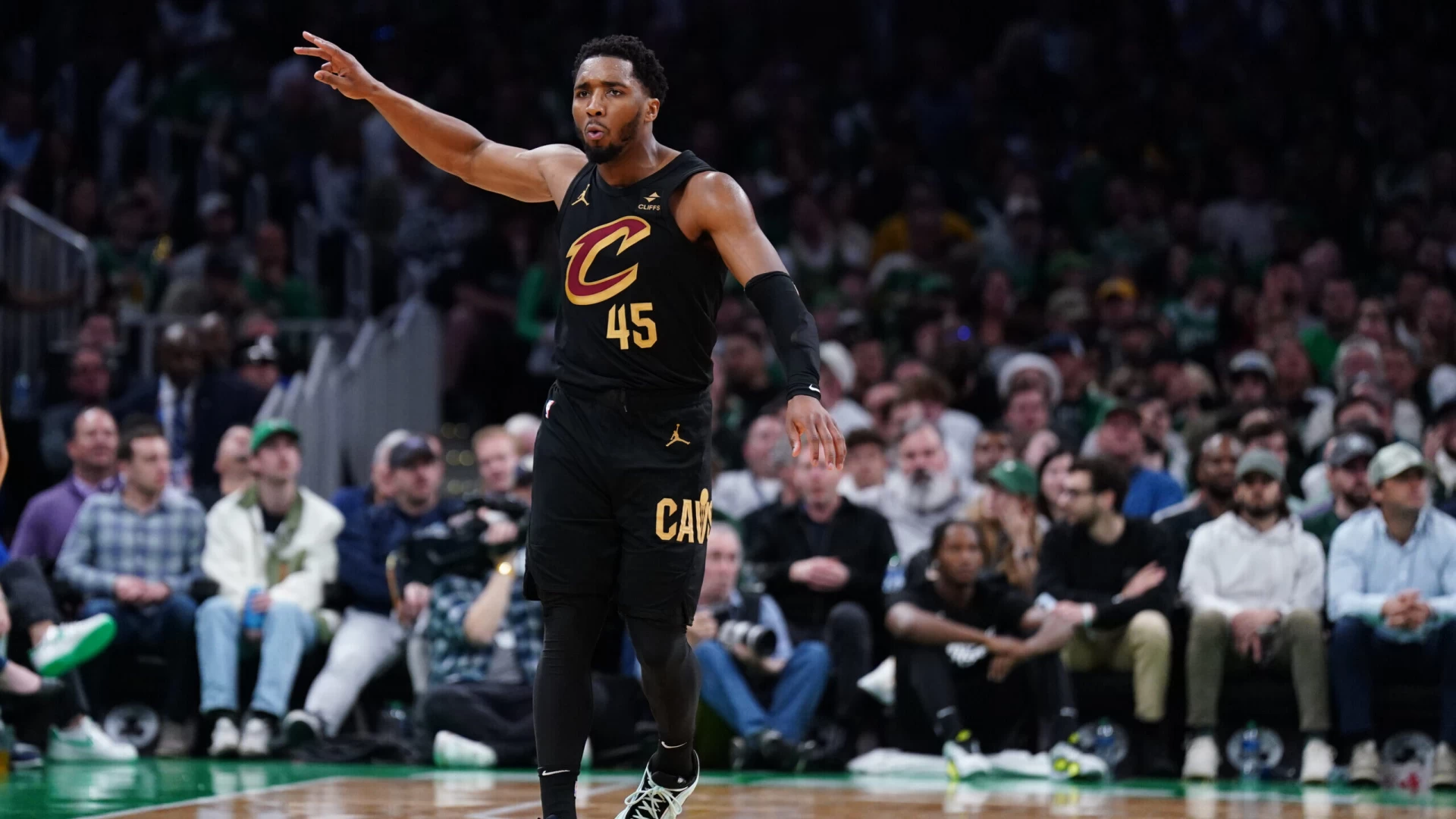 Cleveland Cavaliers Stun Boston Celtics in Playoff Game 2 Upset
