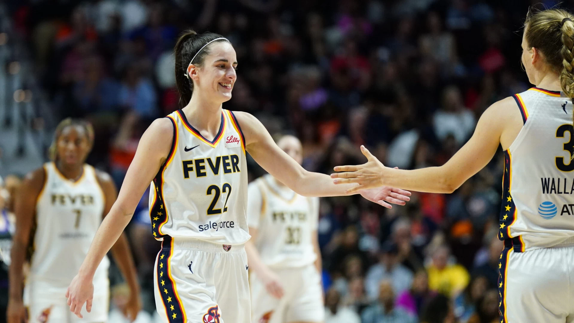 WNBA Opener: Sun Triumph, Caitlin Clark’s Rocky Debut