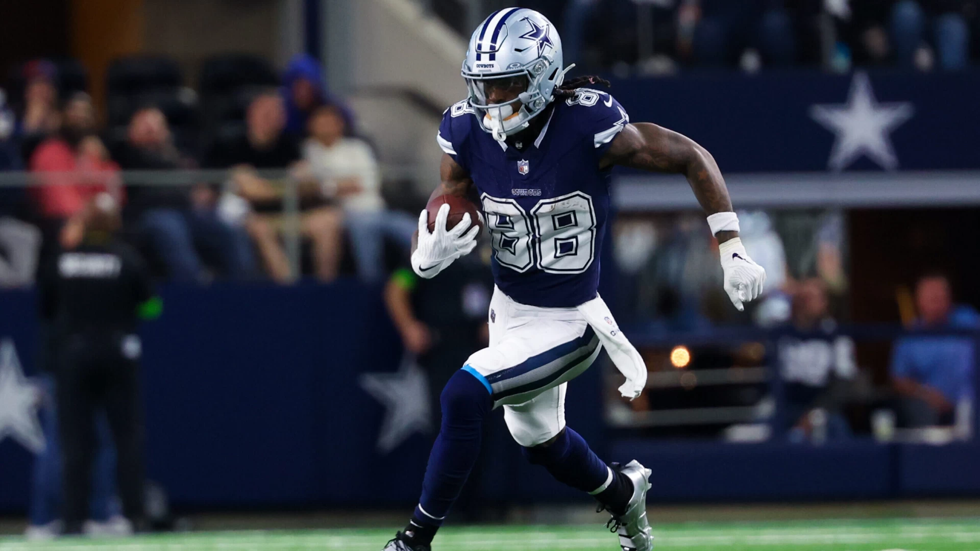 2024 NFL Fantasy Football: WR Rankings and Betting Insights