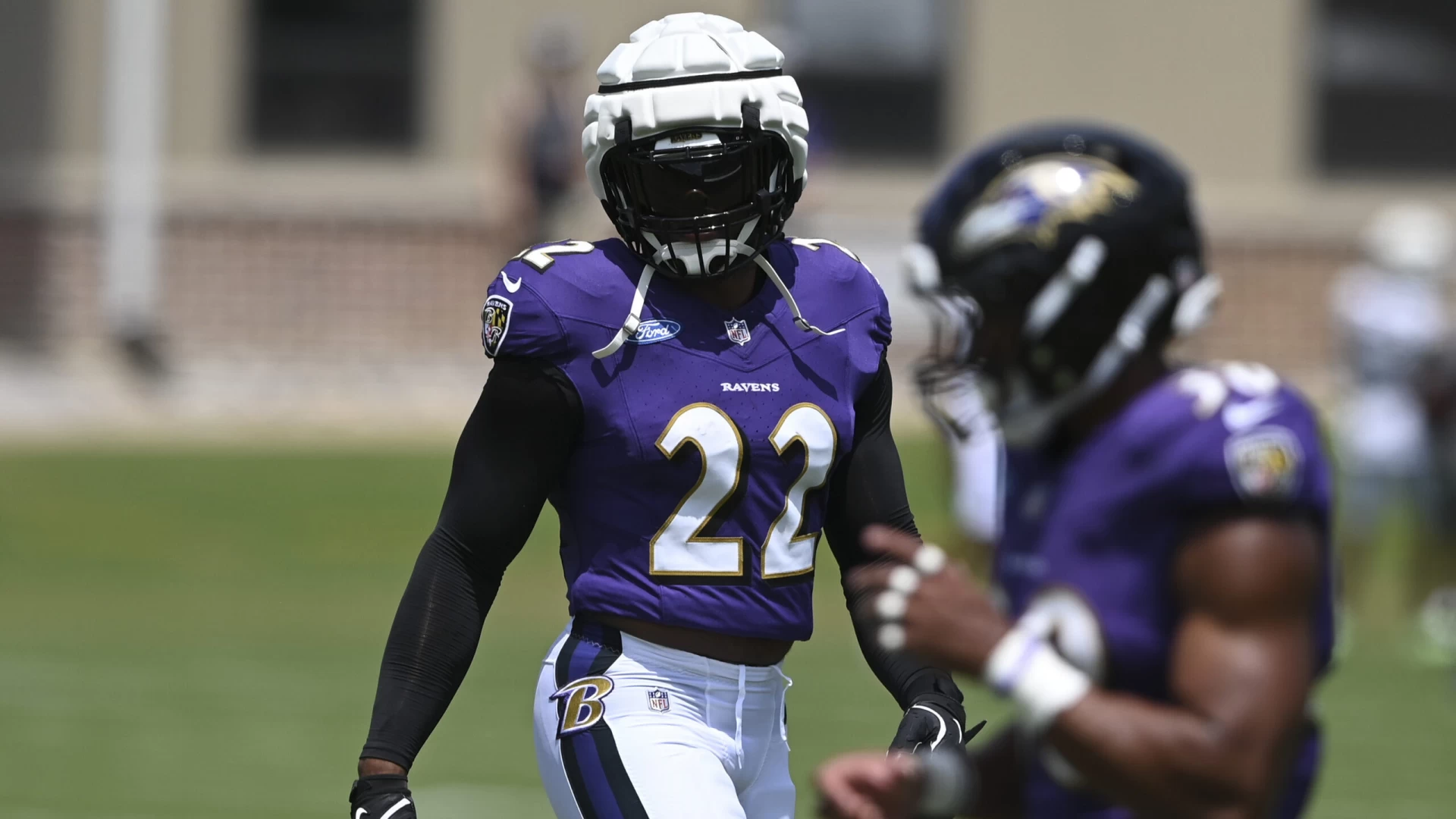 The Case for Drafting Derrick Henry Over Isiah Pacheco