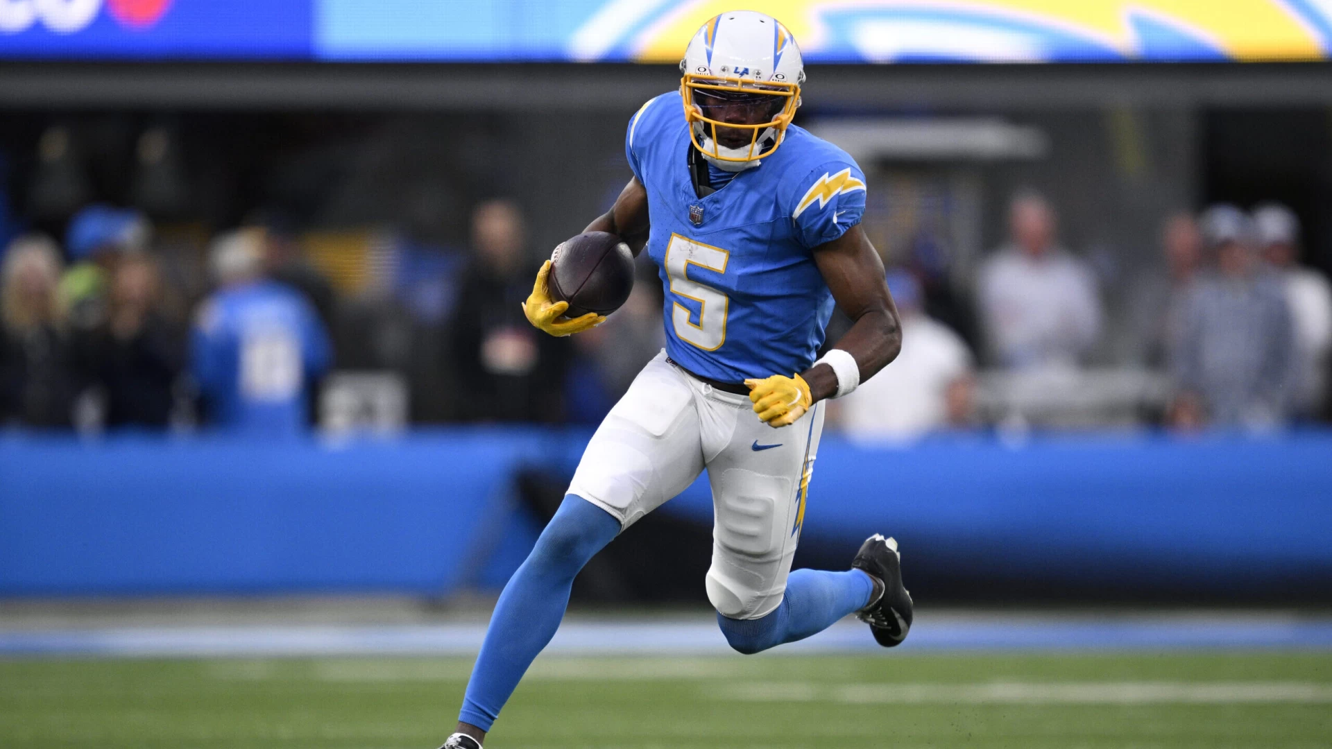 Chargers’ Josh Palmer Emerges as Hidden Fantasy Football Gem
