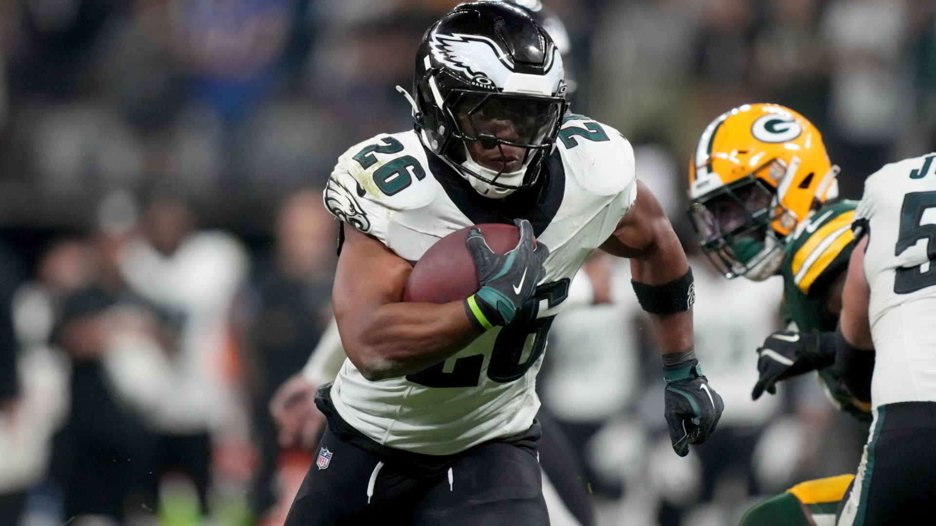 Saquon Barkley & Eagles Fly High Into Week 4 Battle vs. Bucs