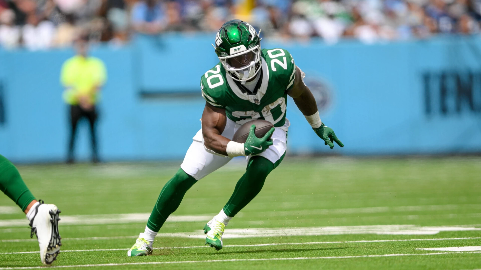 New York Jets Look to Breece Hall to Lead the Charge