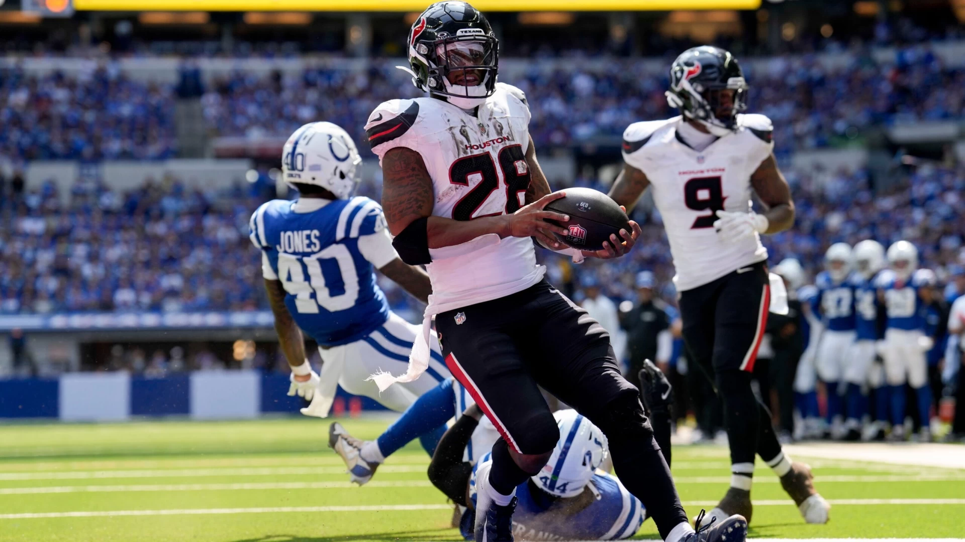 Joe Mixon Leads Texans Into Favorable Betting Spot vs. Colts
