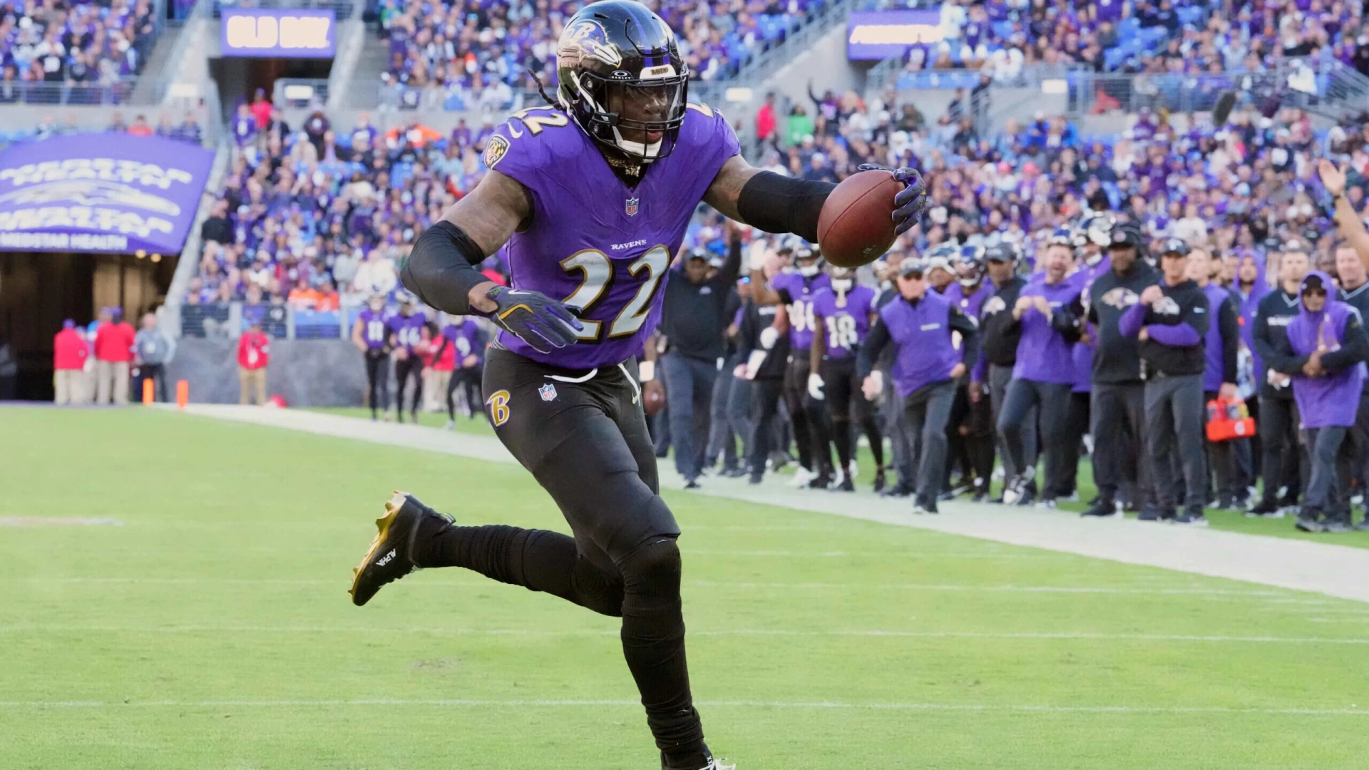 Can Ravens’ Derrick Henry Claim Offensive Player of the Year?