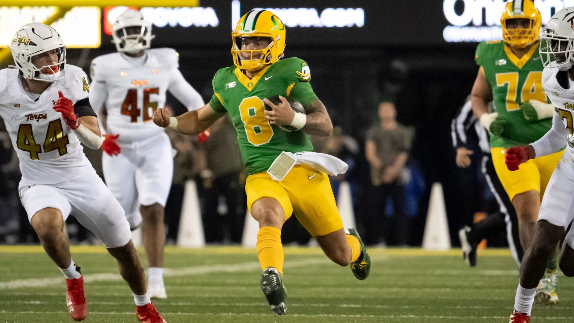 Oregon vs Wisconsin Week 12 Prediction | College Football Picks Today, Best Bets