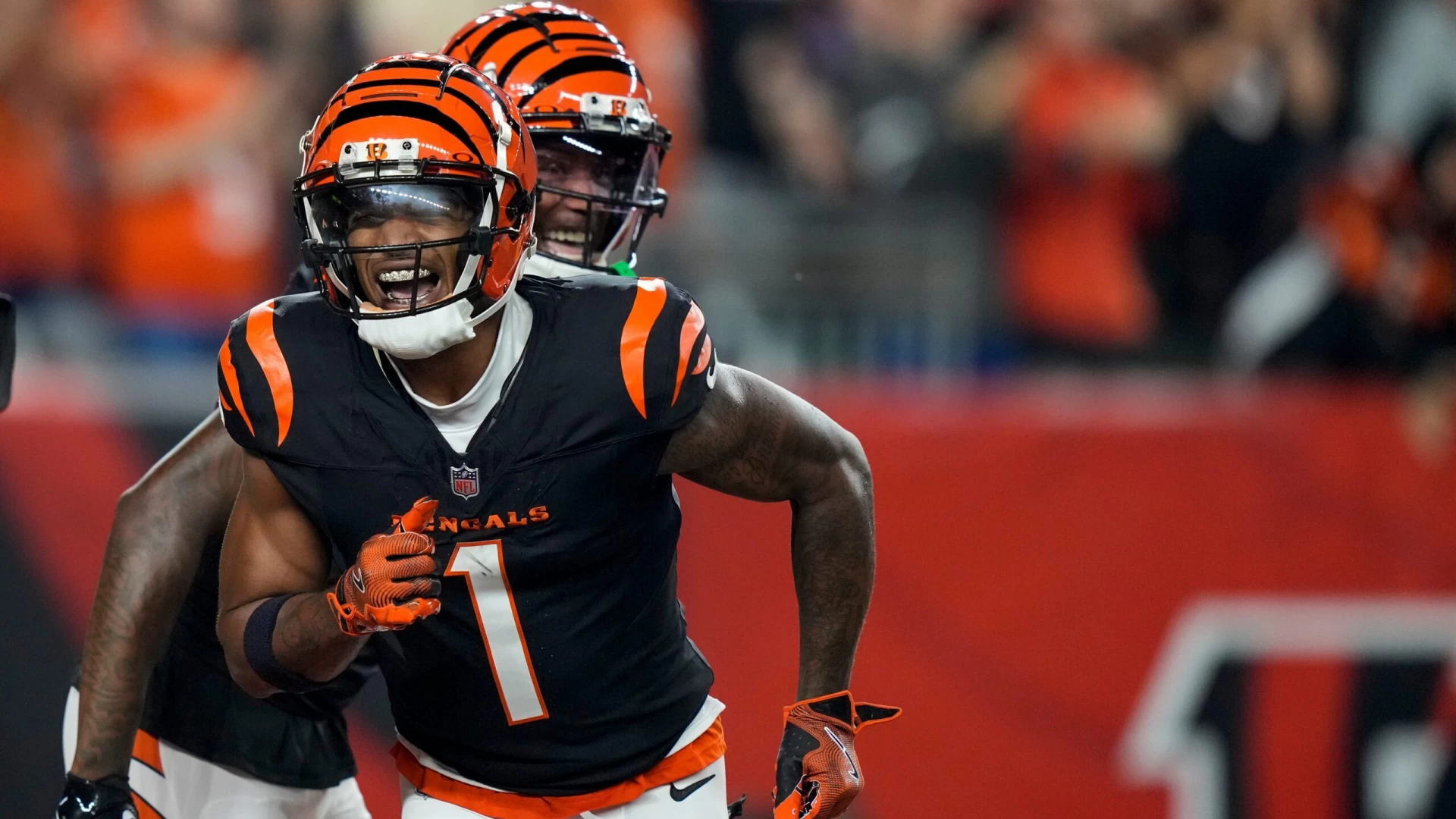 Who Are the Top Contenders for the NFL’s 2024 OPOY Award?