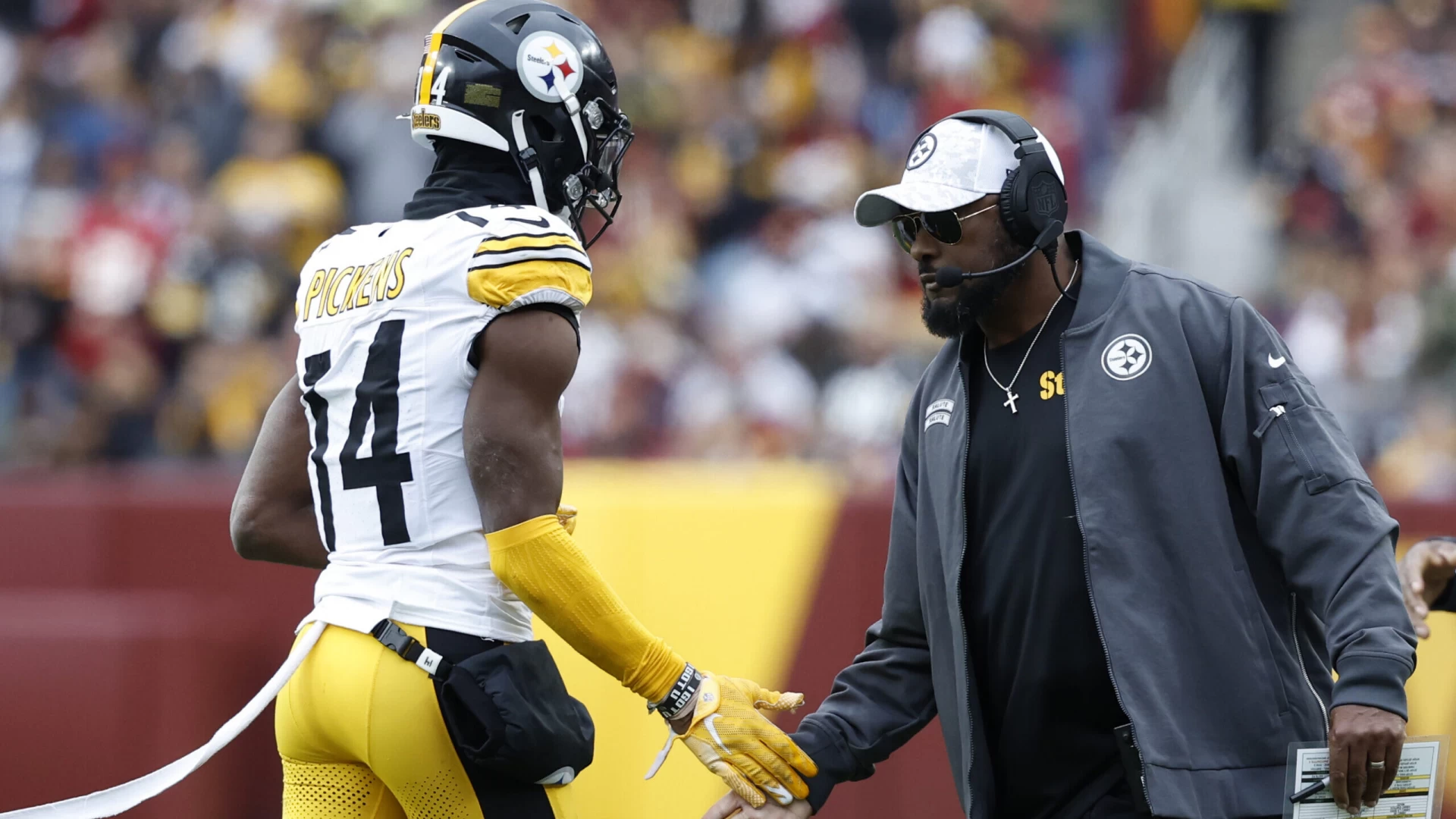 NFL Christmas Day: Unwrap a +1127 Parlay Gift