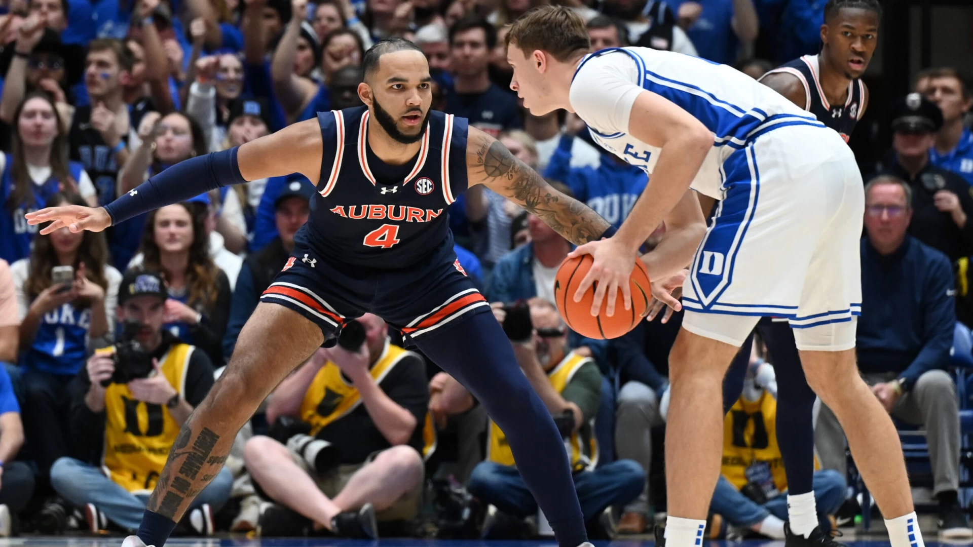 College Basketball Wooden Award Betting Trends: Cooper Flagg vs Johni Broome