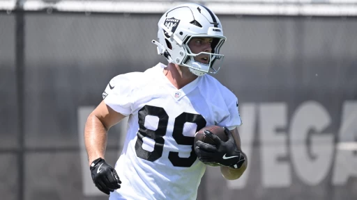 2025 Fantasy Football: Tight End Draft Strategy and Analysis