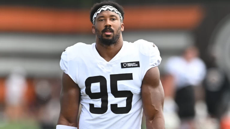 Ranking the Top 15 NFL Edge Rushers in 2025-26