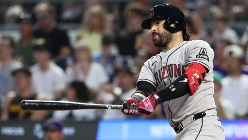 Eugenio Suarez Watch: 4 Mock Deals Ahead of MLB Trade Deadline