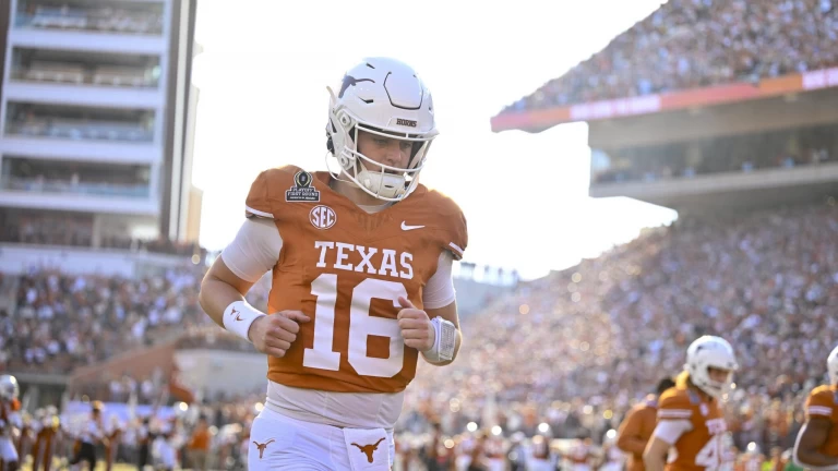 Ranking Every College Football Quarterback for the 2025 Season