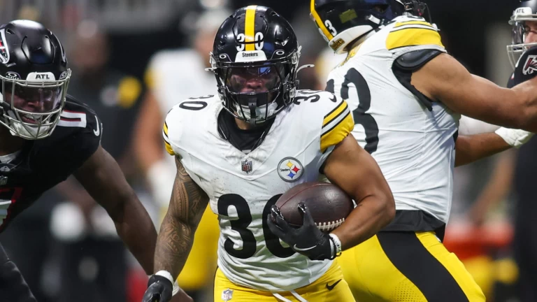 Steelers' Running Back Battle Impacts Fantasy Football & Betting Markets
