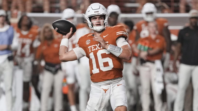 ESPN Ranks Top 32 Teams With Best Chance to Make College Football Playoff