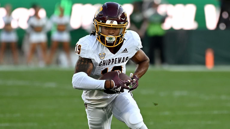 Predicting Landing Spots for the Top 70 Players in the CFB Transfer Portal