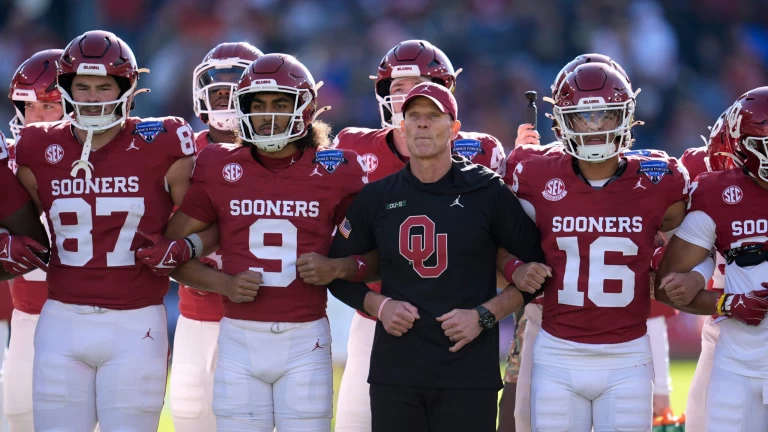 Where Do Phil Steele's Preseason Top 25 Rankings Land on Coaches Poll?
