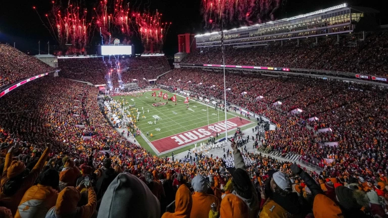 College Football's Most Valuable Programs: The Athletic's Top 25 Rankings