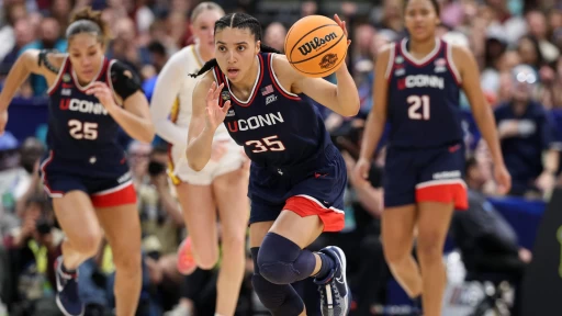 Top 100 Women's Athletes 2025 NIL Deals: Fudd's Flow