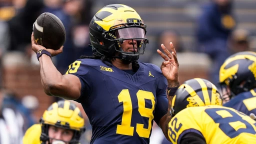 ESPN Ranks Top 10 Freshmen in College Football & Reveals 15 Names to Watch